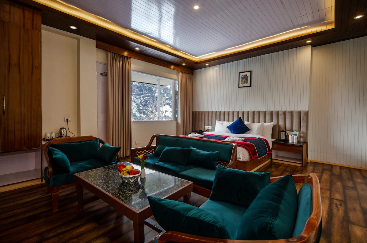 7DBR House in the Mid of Nature