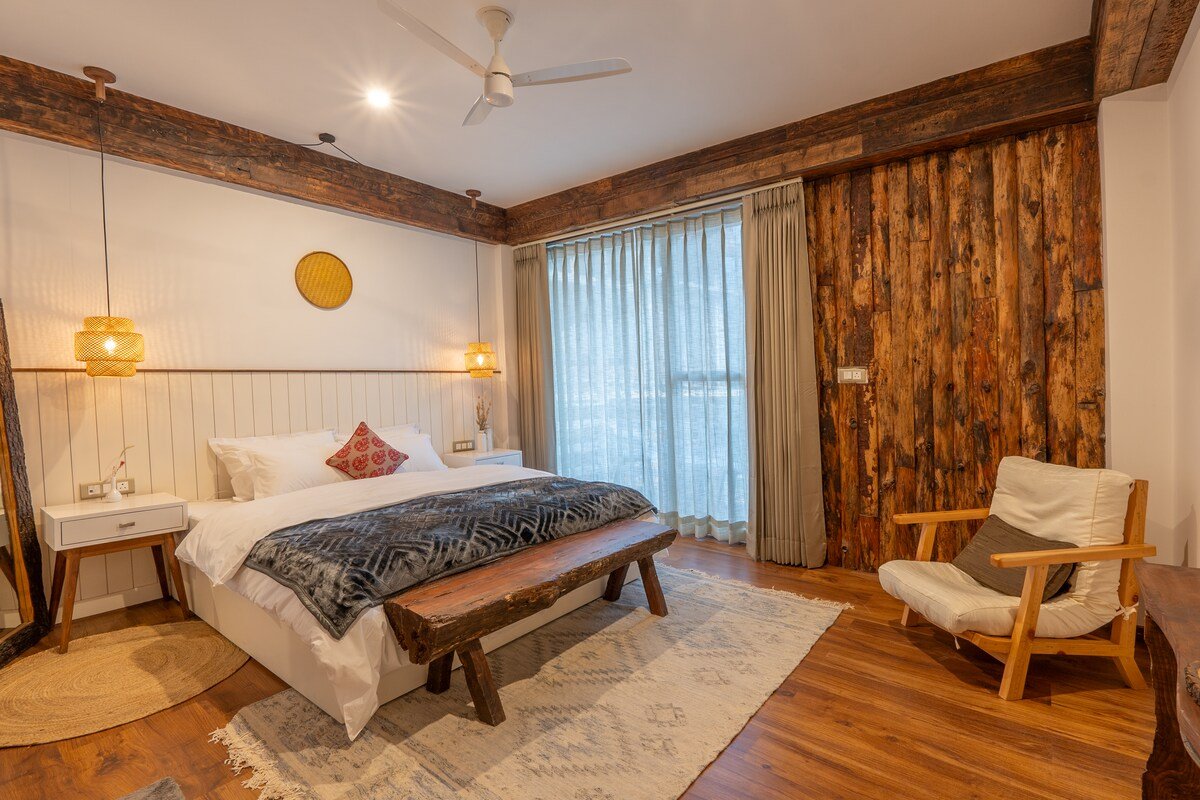 Pehlinga Riverfront 8 Room Luxury Villa