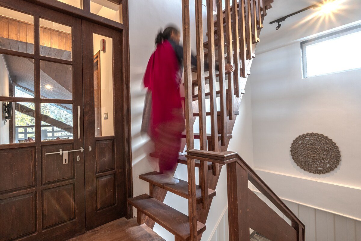 Pehlinga Riverfront 8 Room Luxury Villa