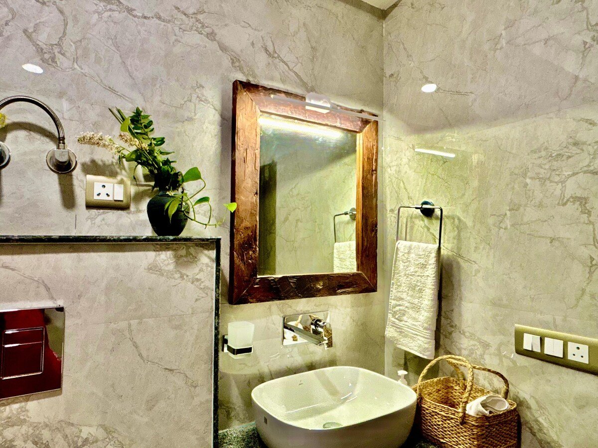 Pehlinga Riverfront 8 Room Luxury Villa