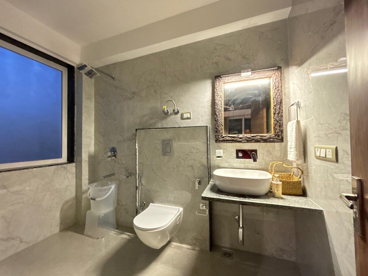 Pehlinga Riverfront 8 Room Luxury Villa