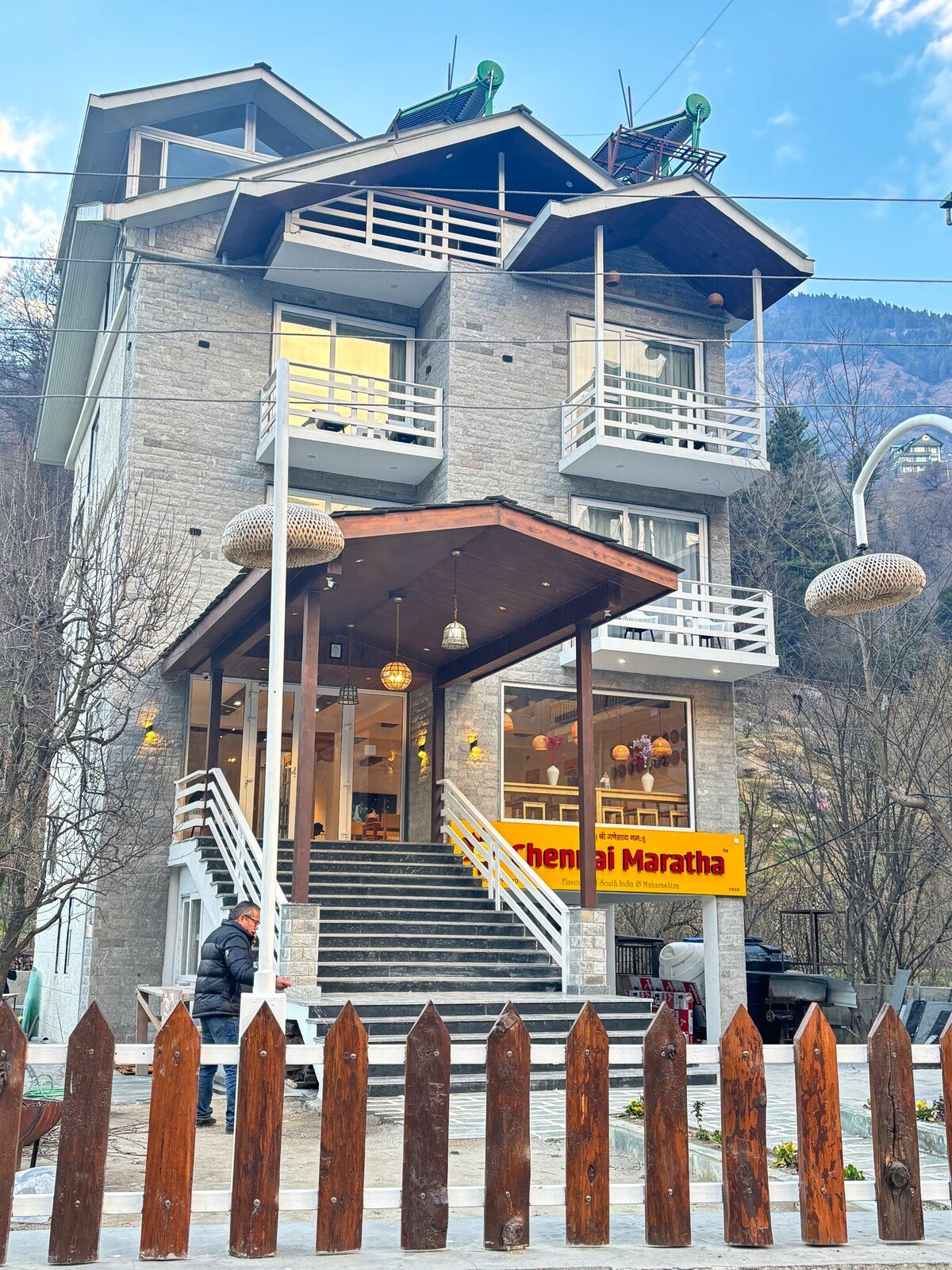Pehlinga Riverfront 8 Room Luxury Villa