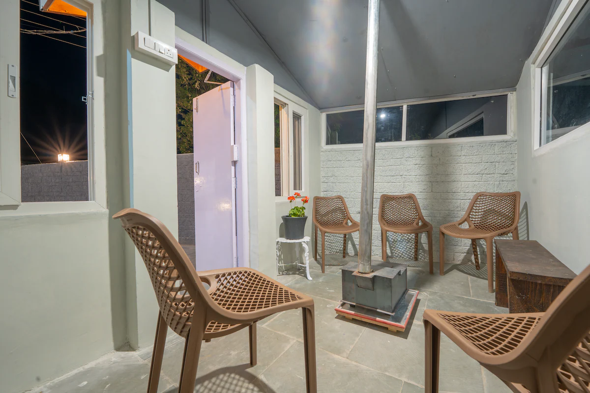 Plush Riverfront Villa Manali