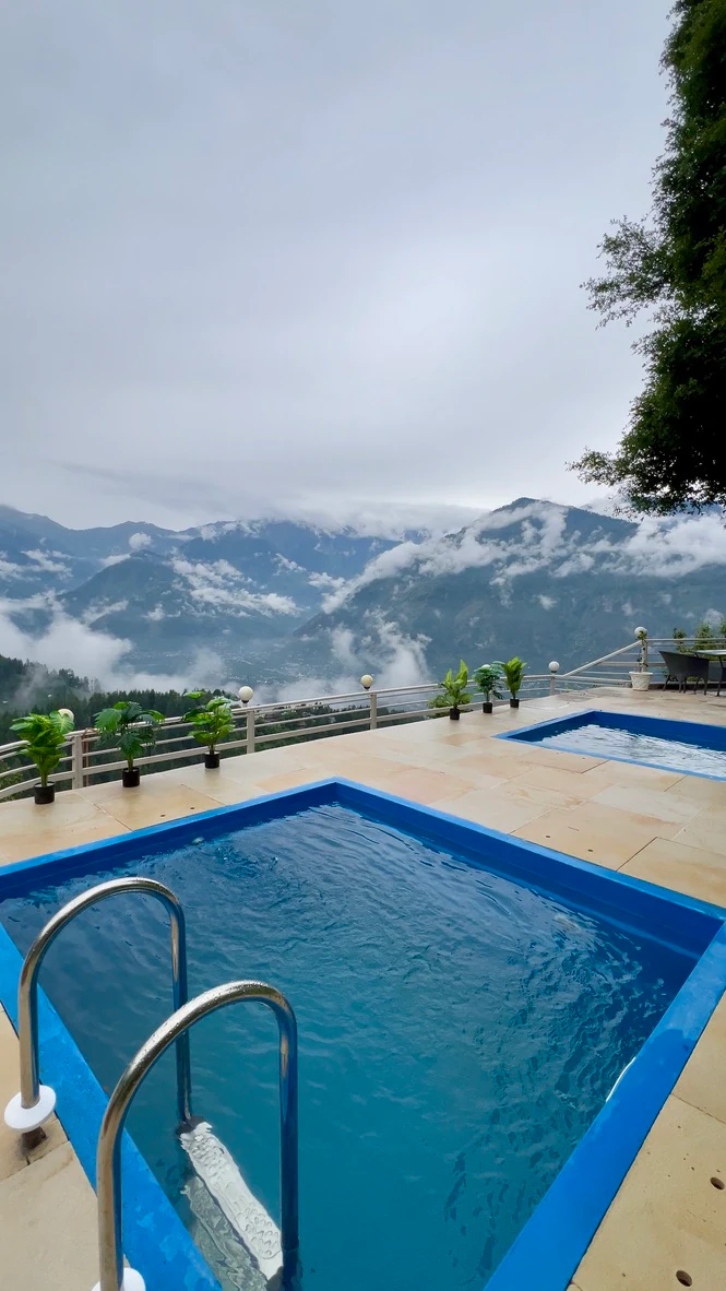 Stargazing Villa with Heated Pools Manali
