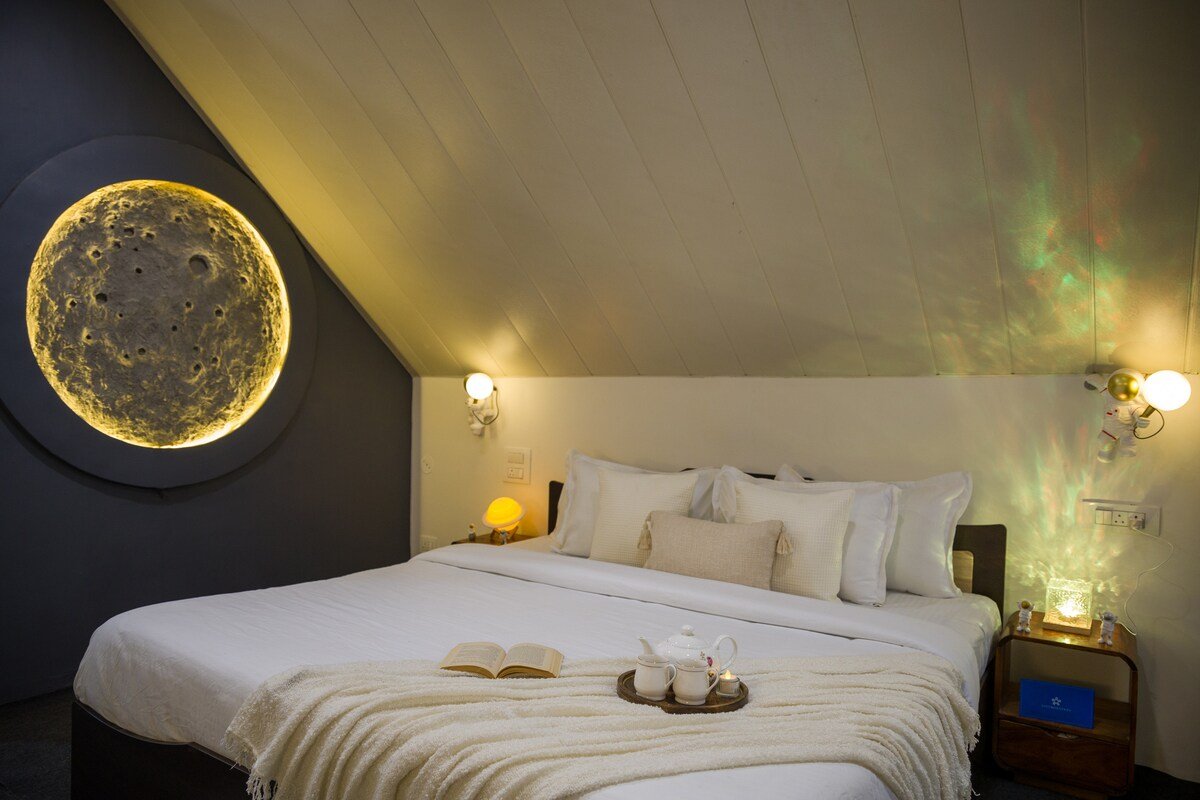 Stargazing Villa with Heated Pools Manali