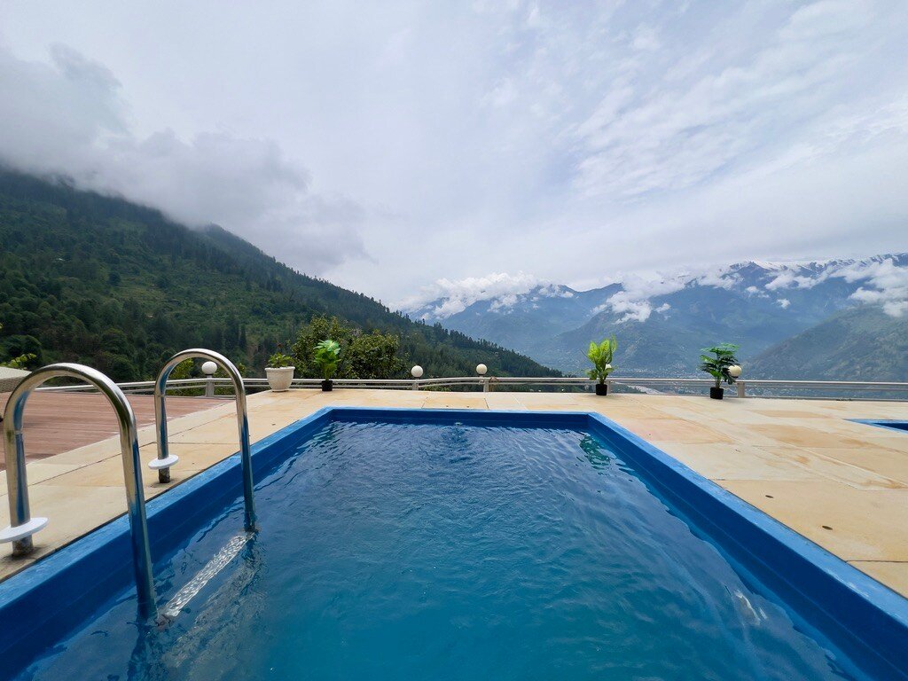 Stargazing Villa with Heated Pools Manali