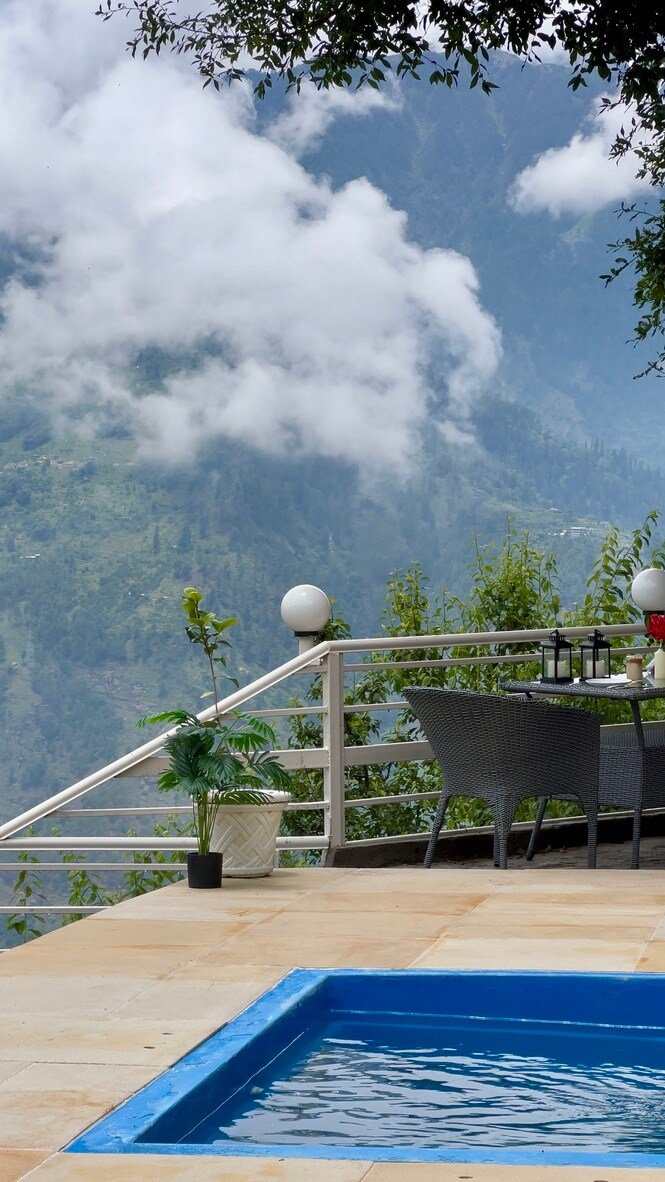 Stargazing Villa with Heated Pools Manali