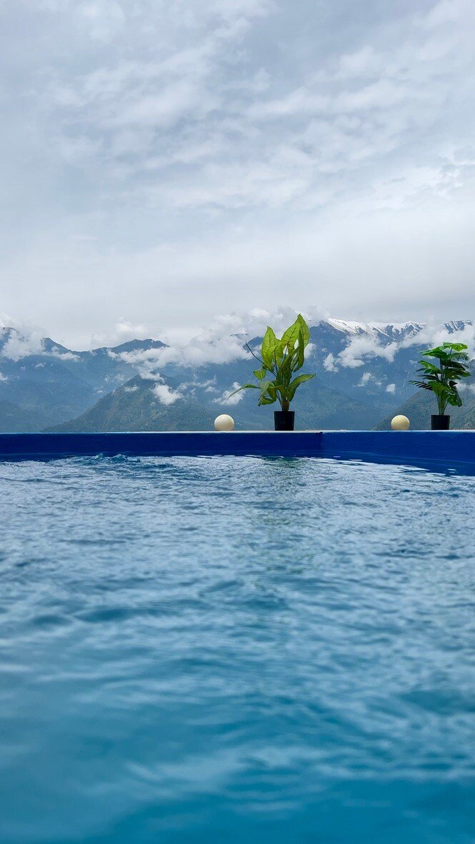 Stargazing Villa with Heated Pools Manali