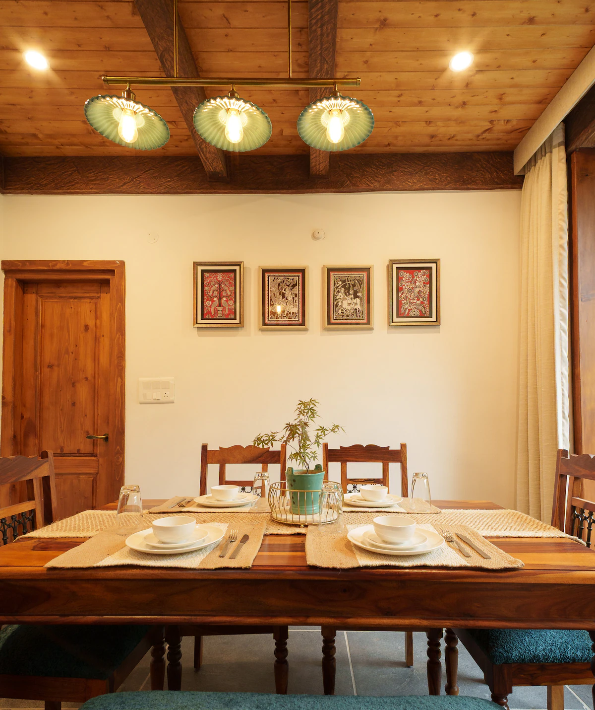 The Izuna Villa Manali