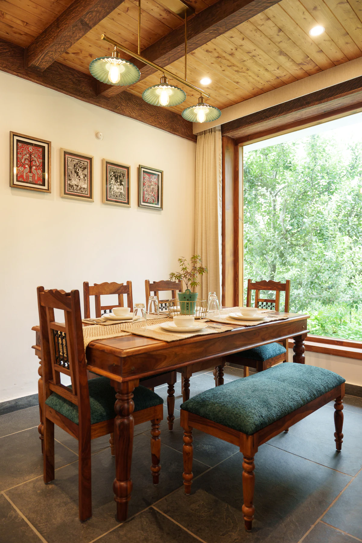 The Izuna Villa Manali