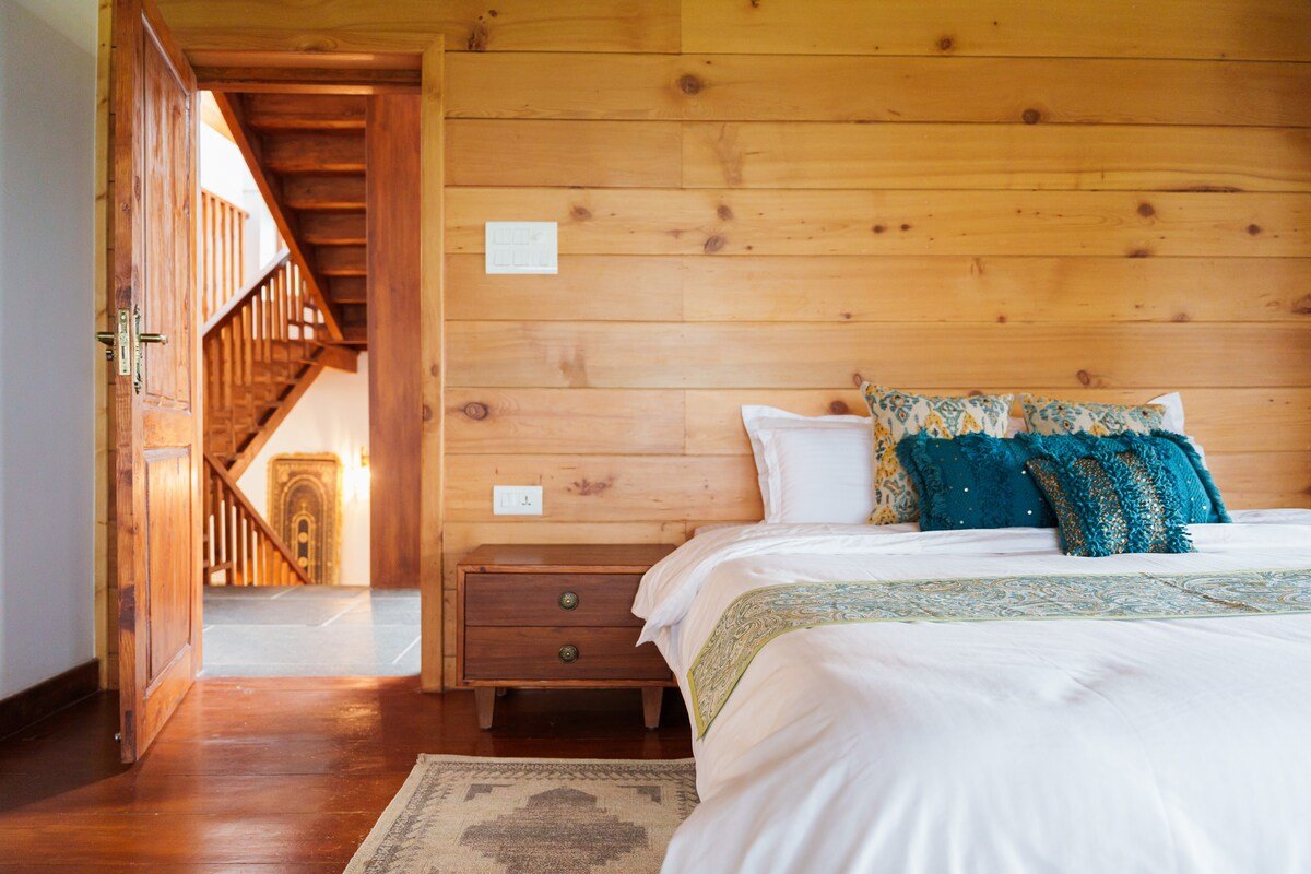 The Izuna Villa Manali
