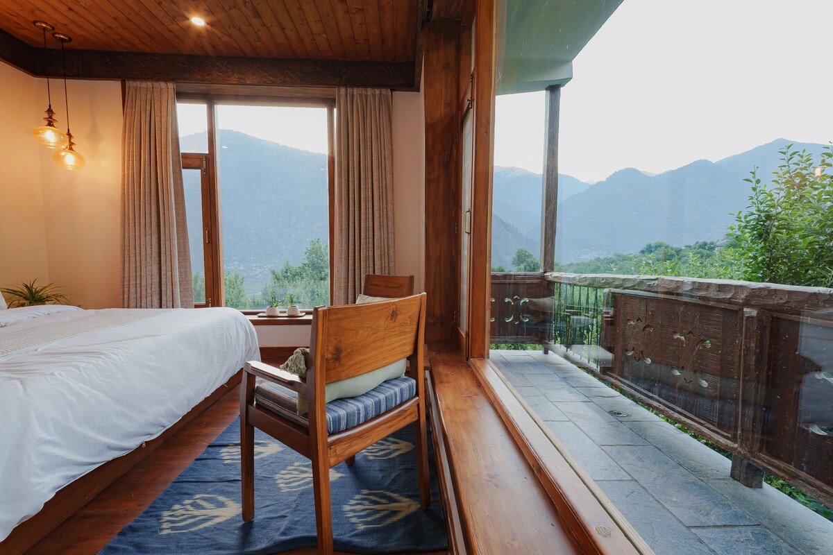 The Izuna Villa Manali