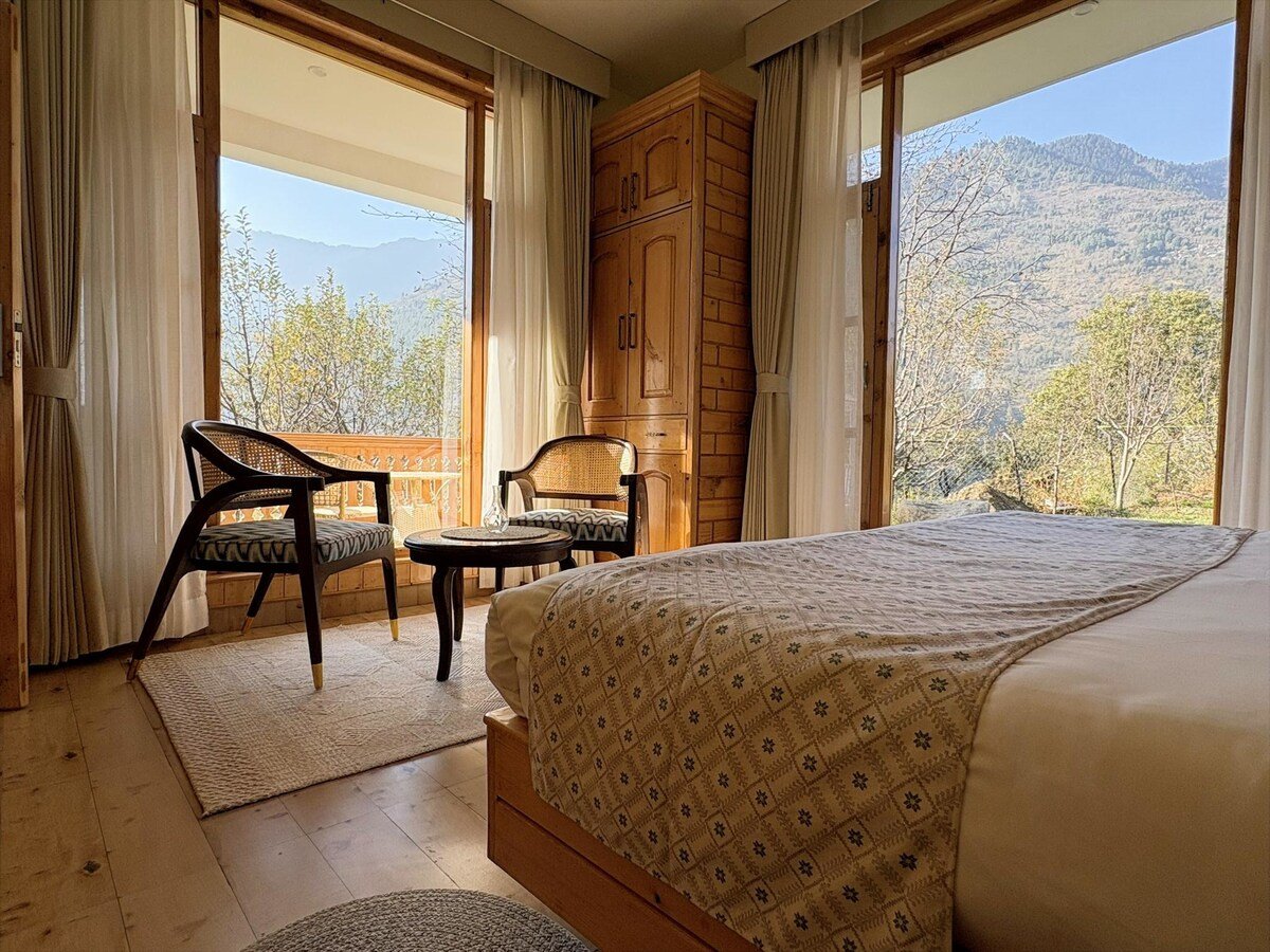 The Obur Villa Manali