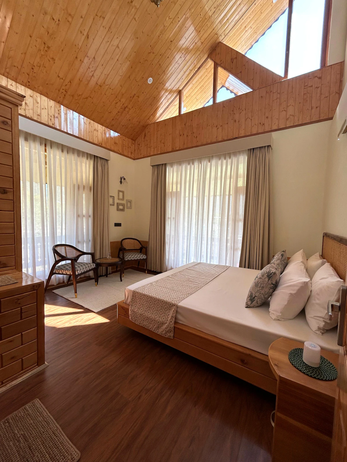 The Obur Villa Manali