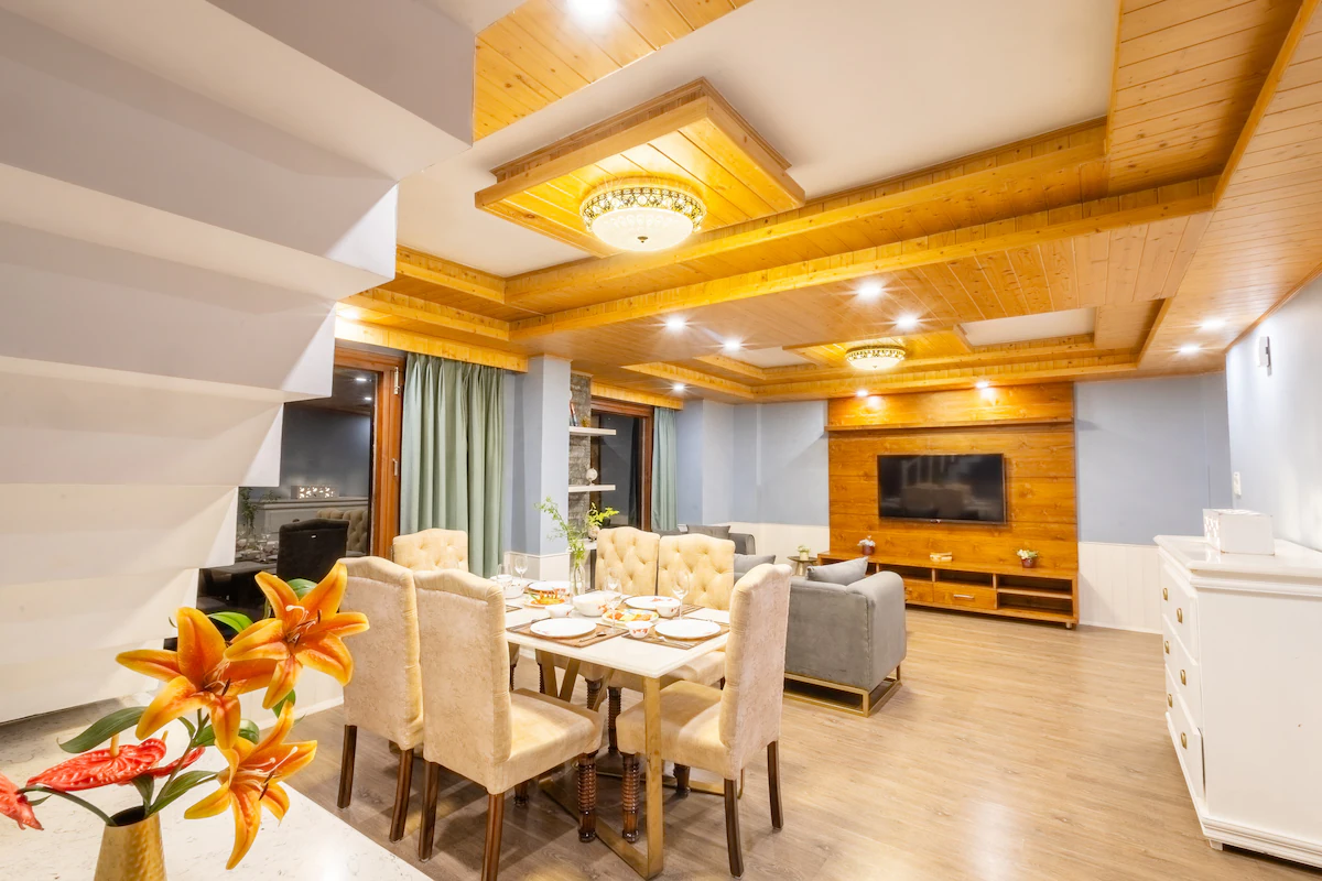 Panoramic Duplex Retreat Mashobra Shimla