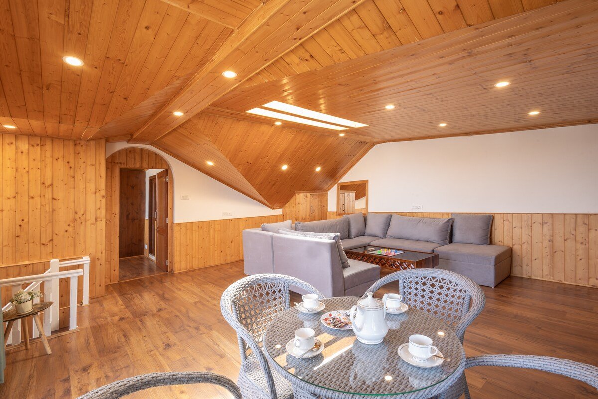 Panoramic Duplex Retreat Mashobra Shimla