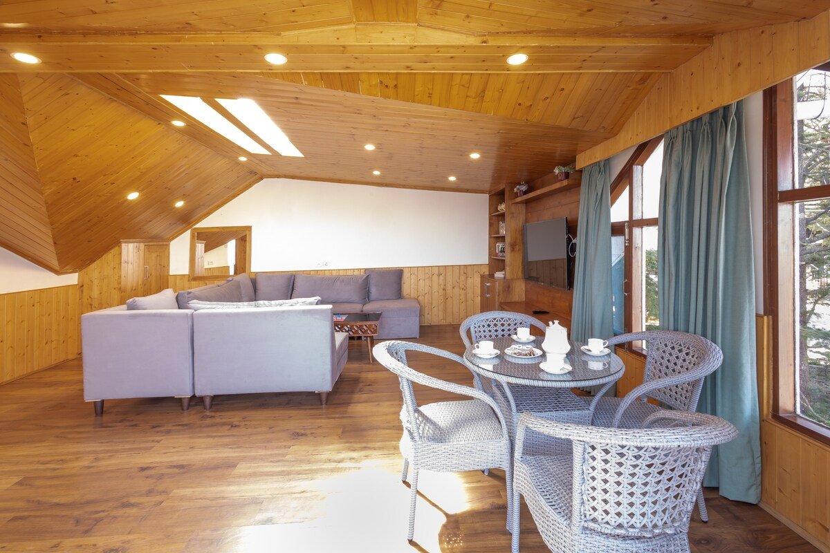 Panoramic Duplex Retreat Mashobra Shimla