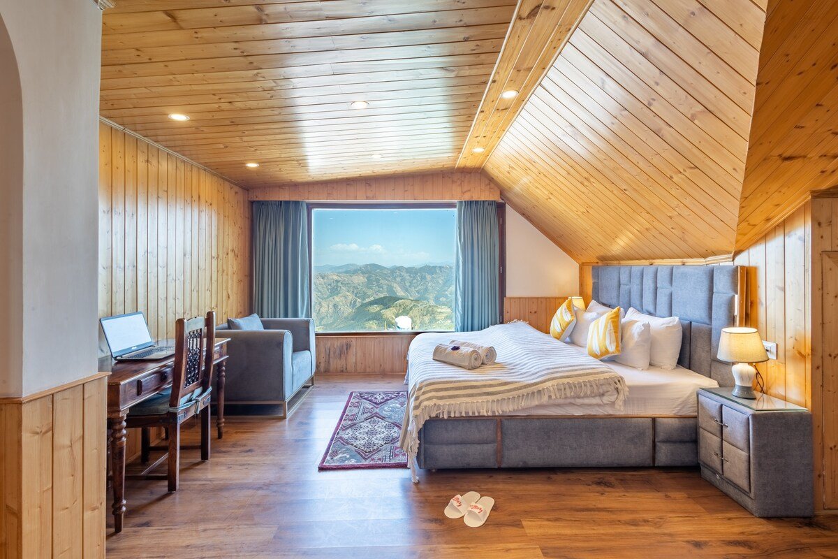 Panoramic Duplex Retreat Mashobra Shimla
