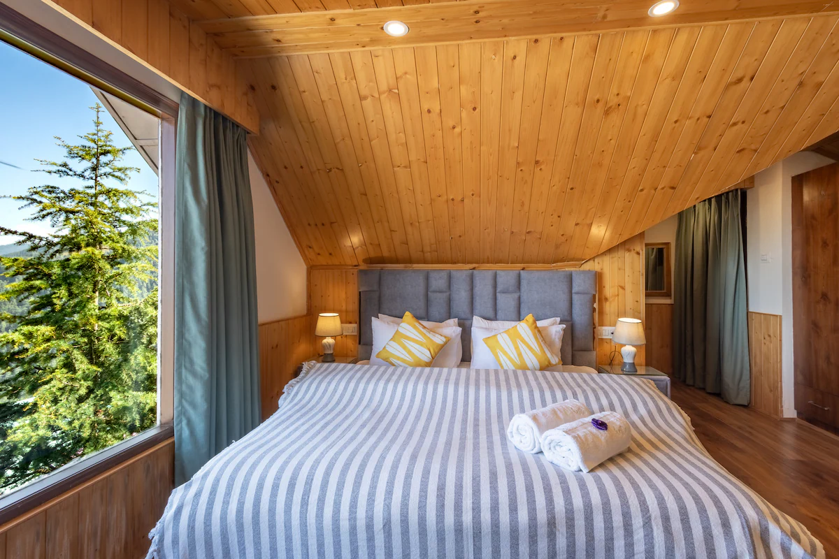 Panoramic Duplex Retreat Mashobra Shimla
