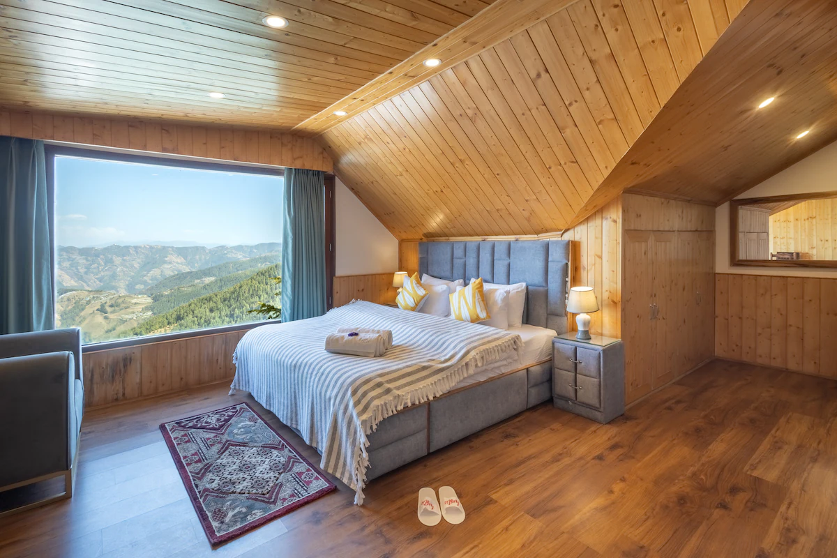 Panoramic Duplex Retreat Mashobra Shimla