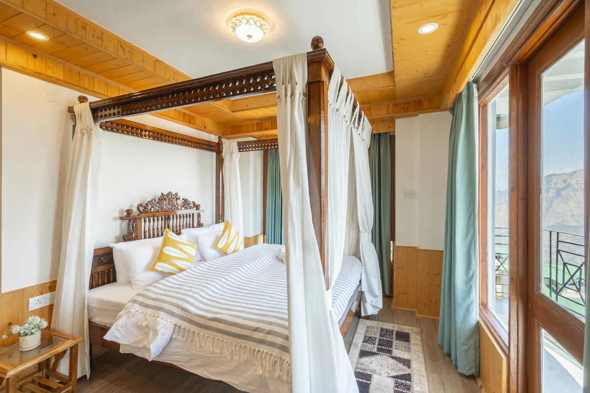Panoramic Duplex Retreat Mashobra Shimla