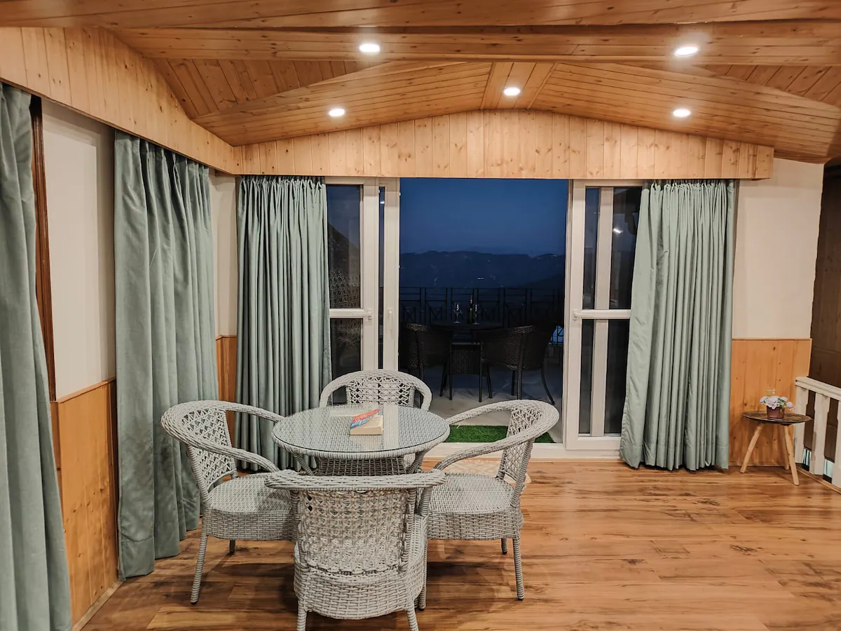 Panoramic Duplex Retreat Mashobra Shimla