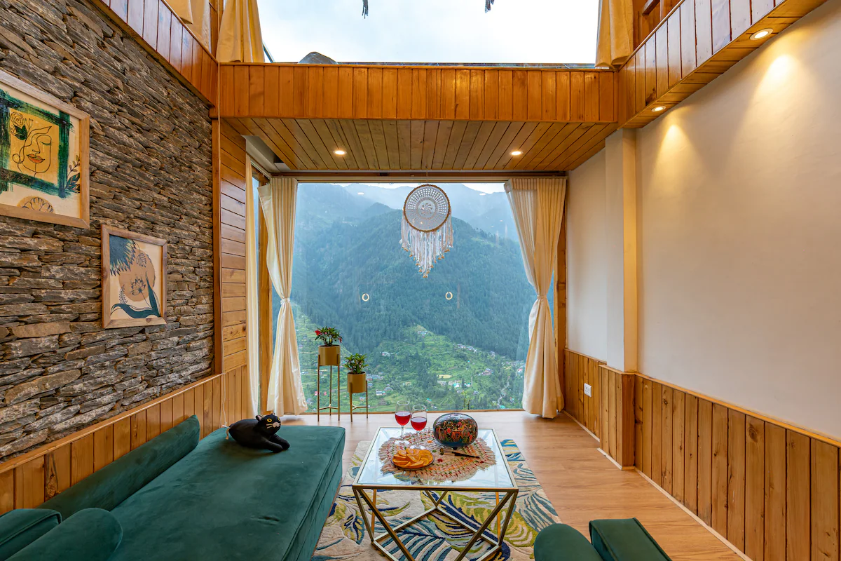 Shangrila Renao The Doll House Jibhi