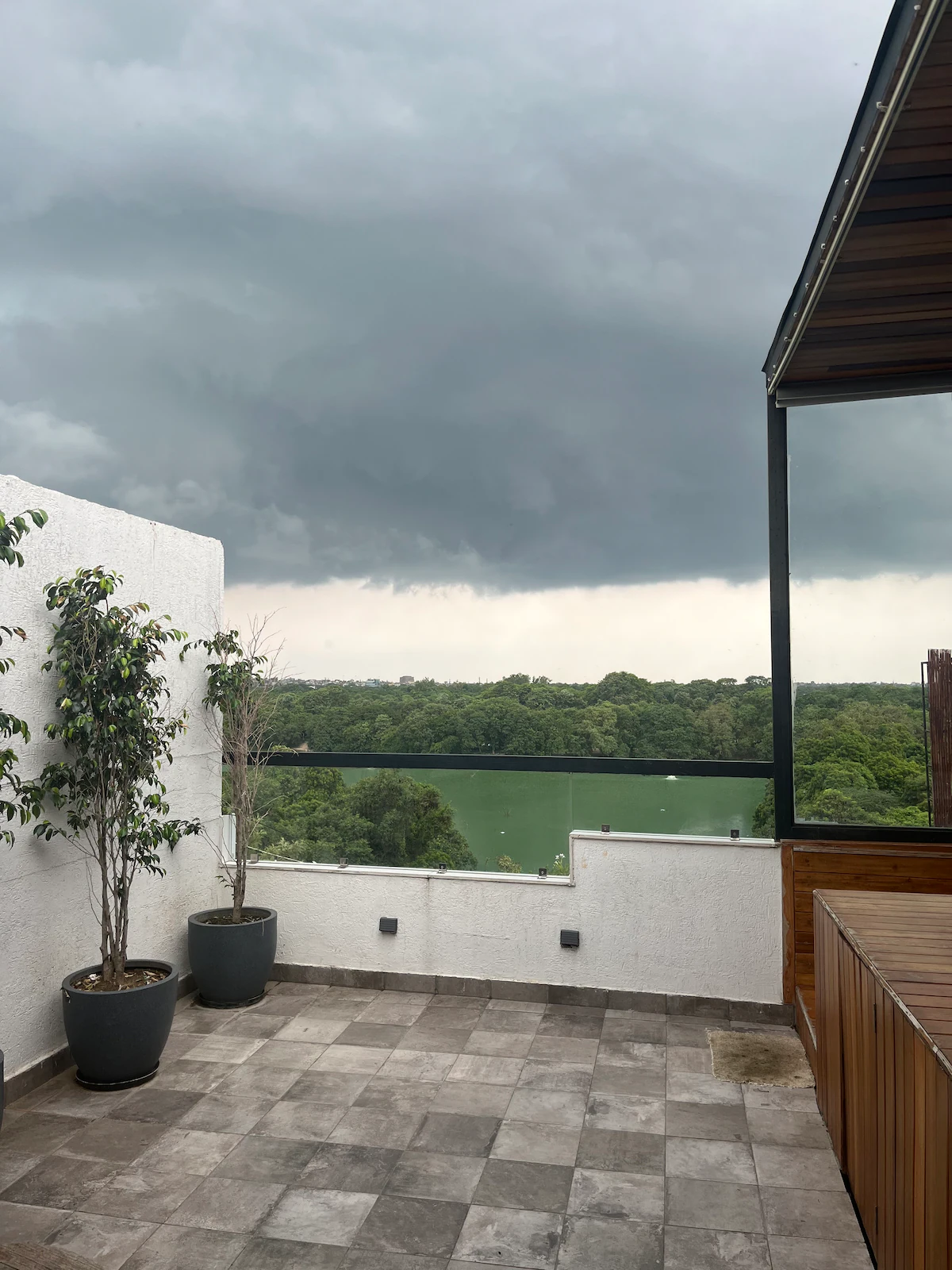 Penthouse : Vaara Delhi
