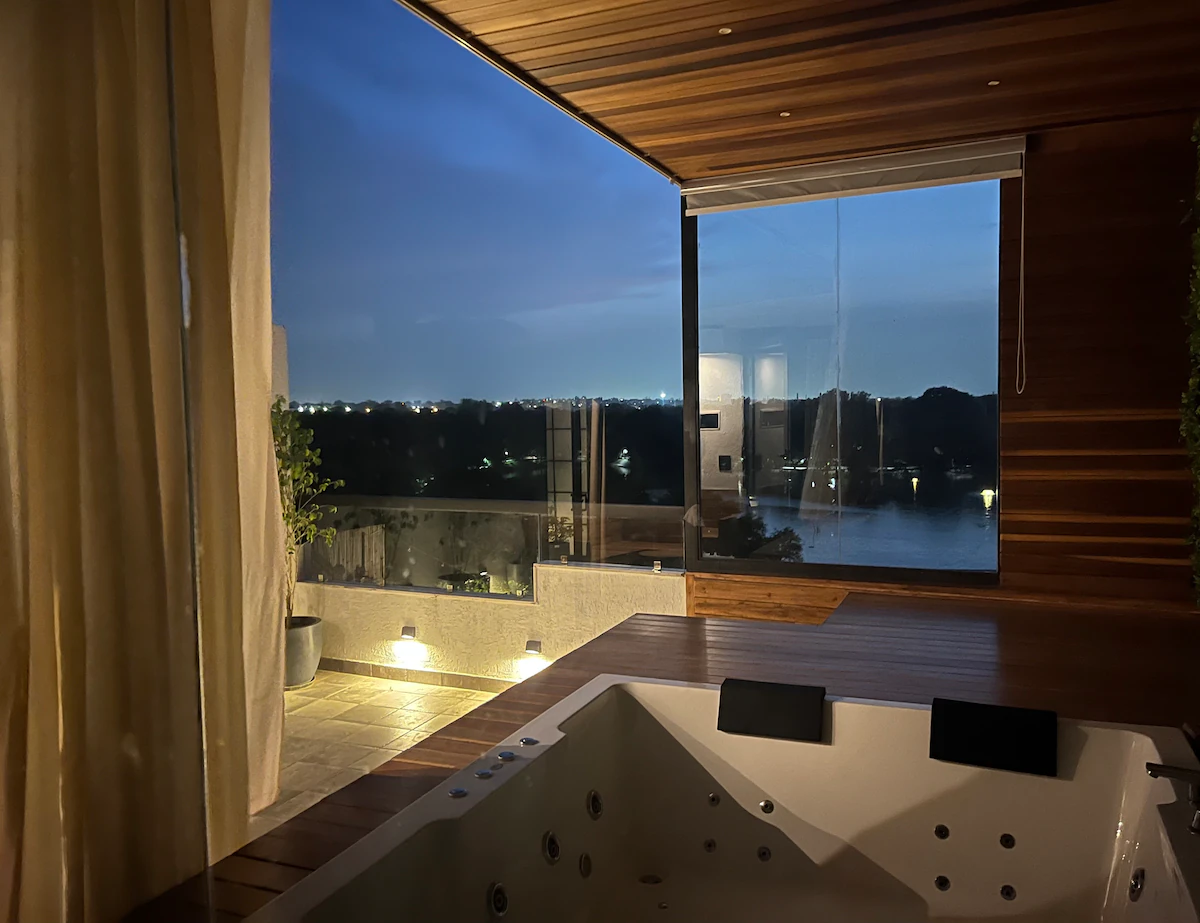 Penthouse : Vaara Delhi