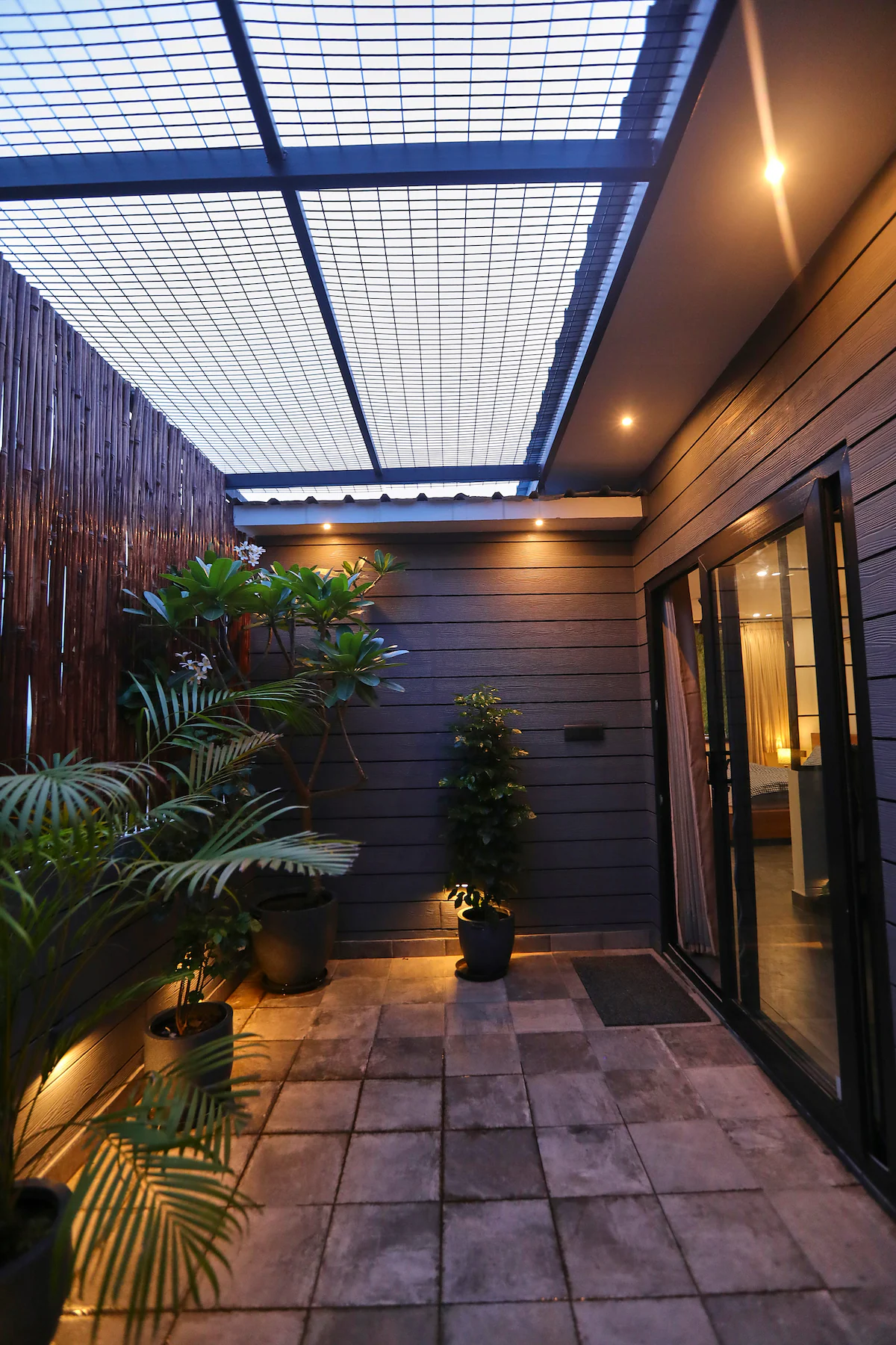 Penthouse : Vaara Delhi
