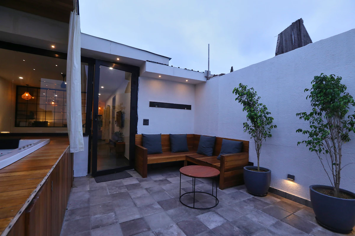 Penthouse : Vaara Delhi