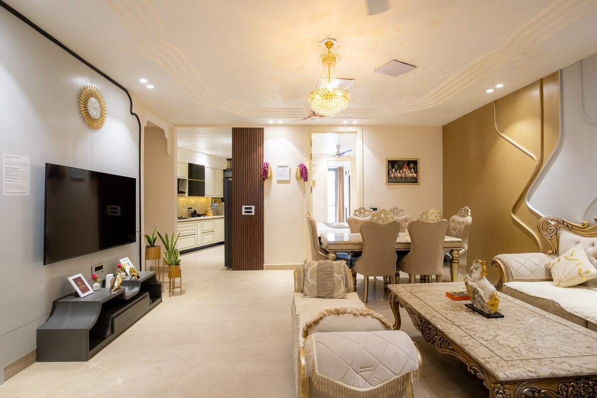 Ozira Crown Staycation Delhi