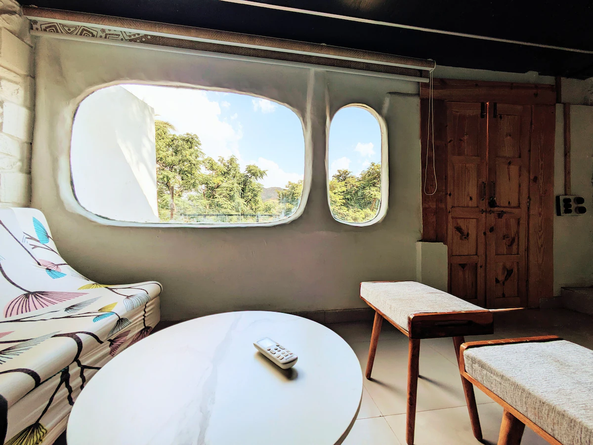Cliff Cob House Mount Abu