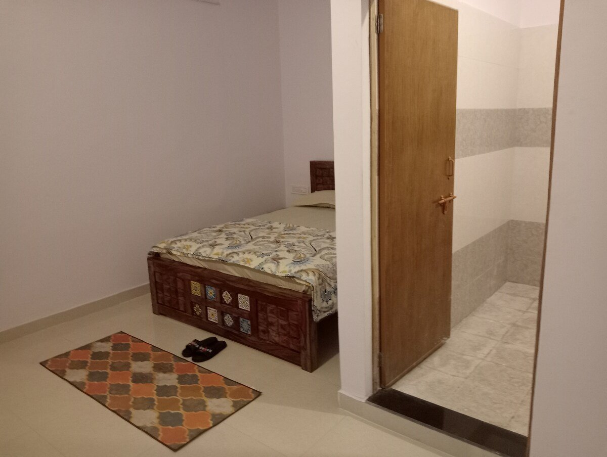 The Colonel Villa Abu