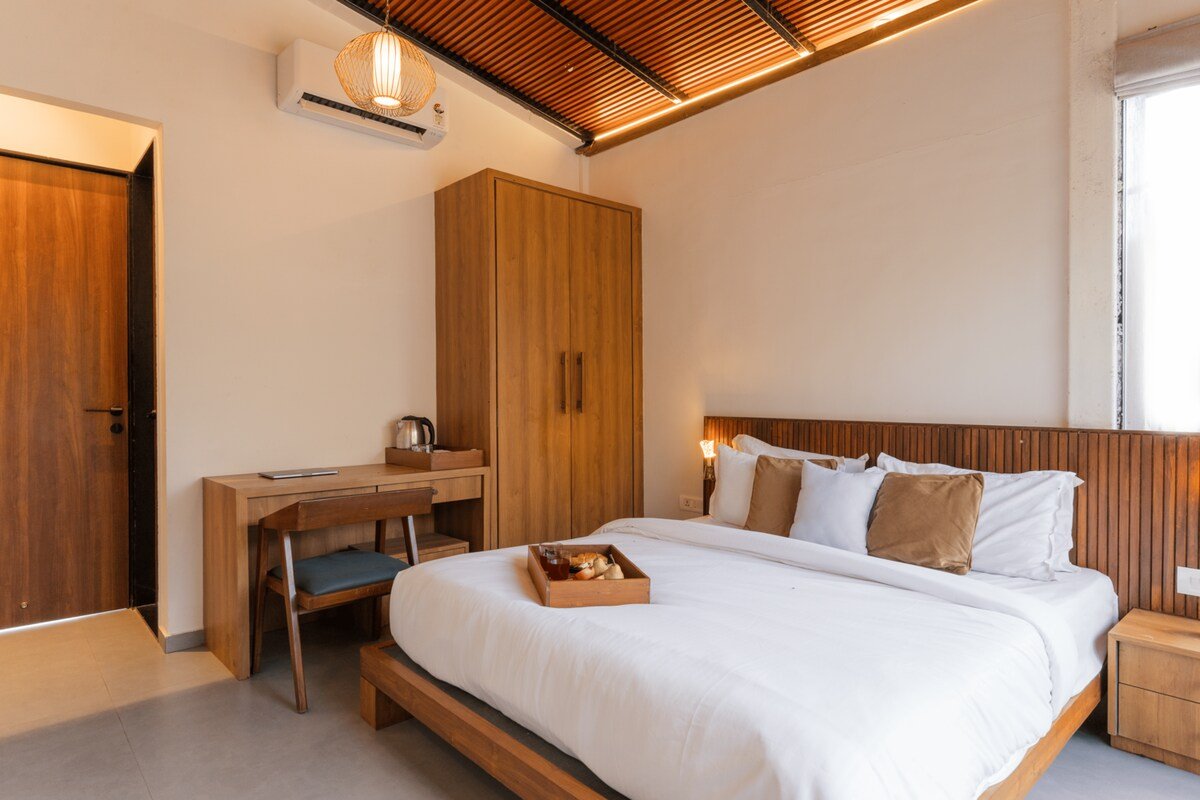 Villa White Aura Igatpuri