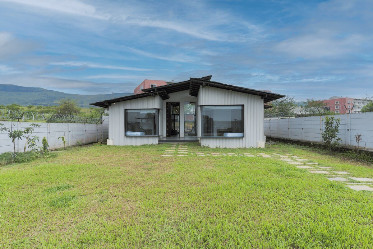 Villa White Aura Igatpuri