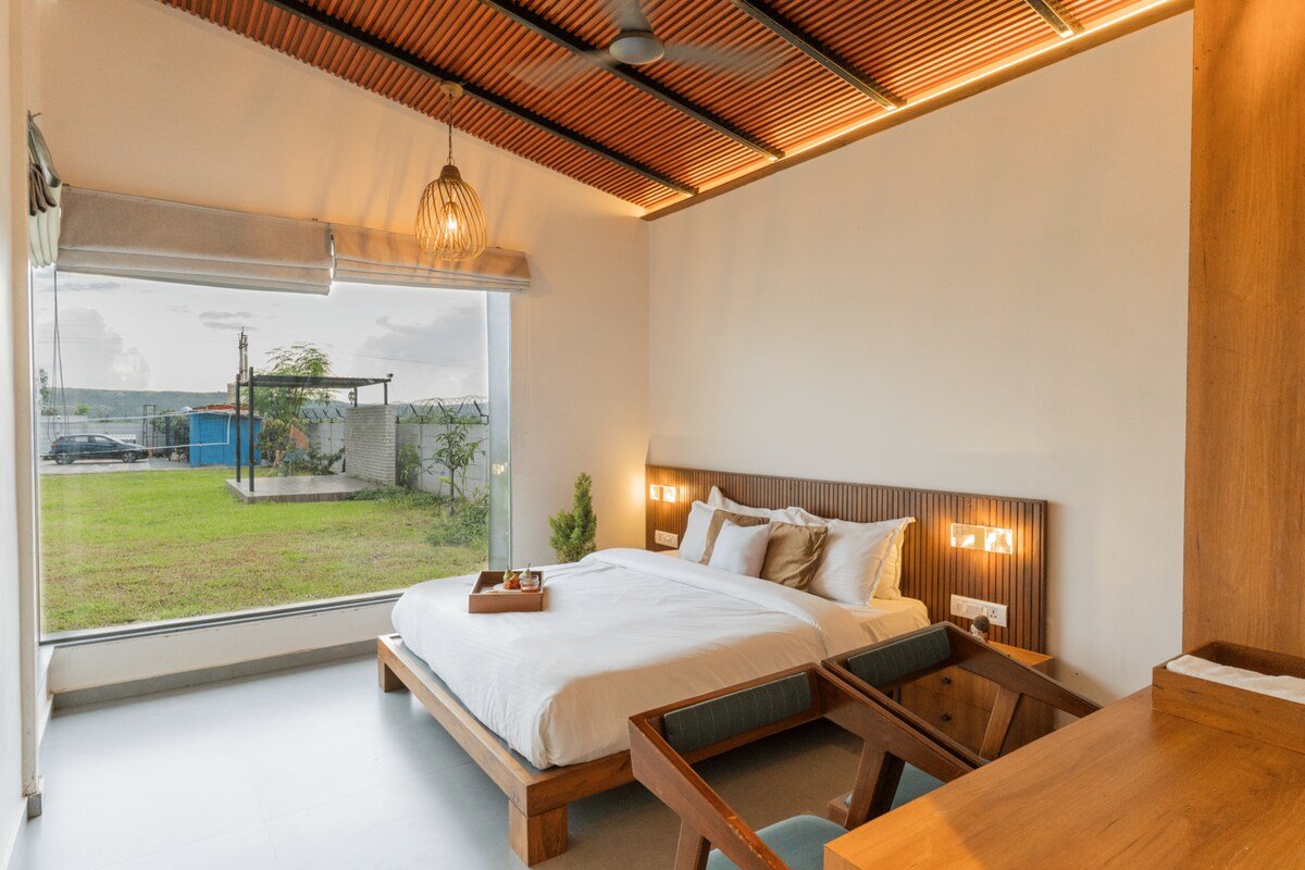 Villa White Aura Igatpuri
