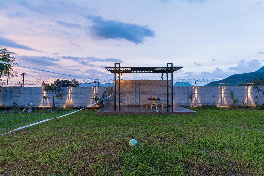 Villa White Aura Igatpuri