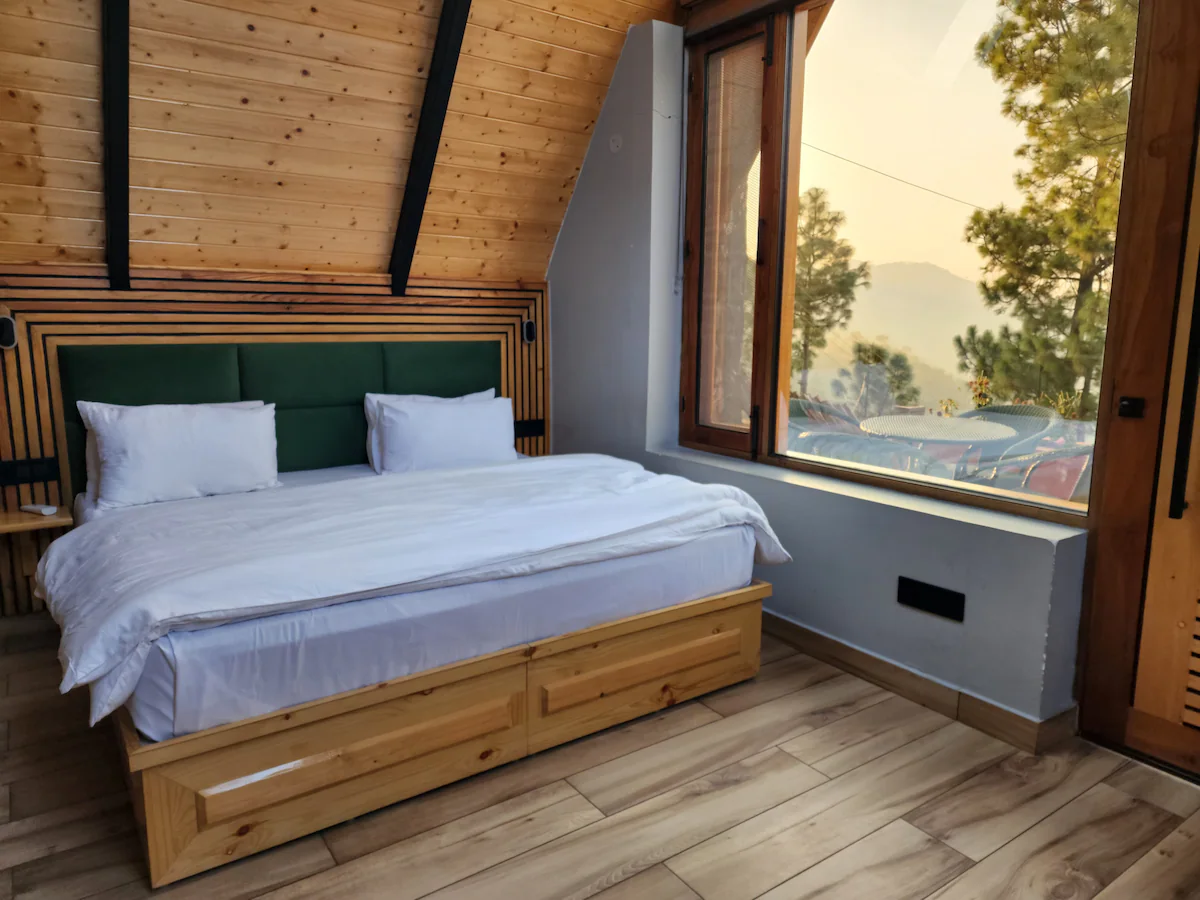 Luxury A Cabin | Sunken Hot Tub Dharampur