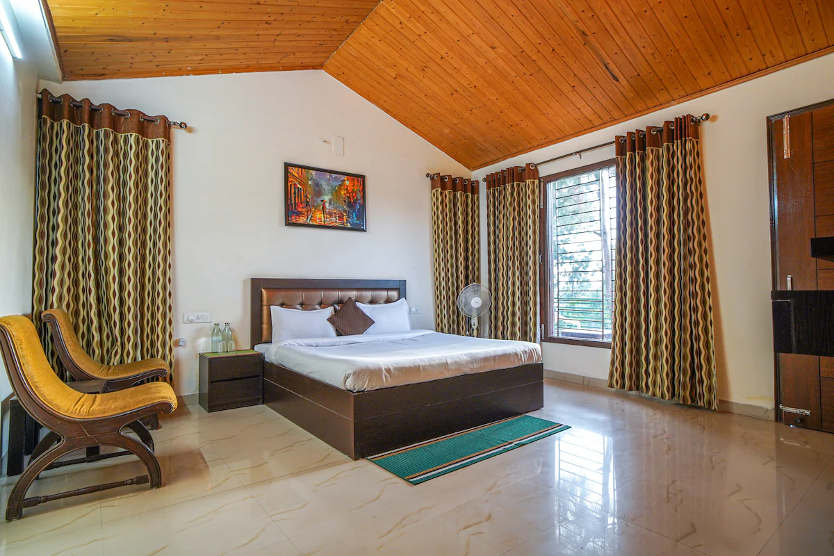 Horsemen Villa Gandhi Gram