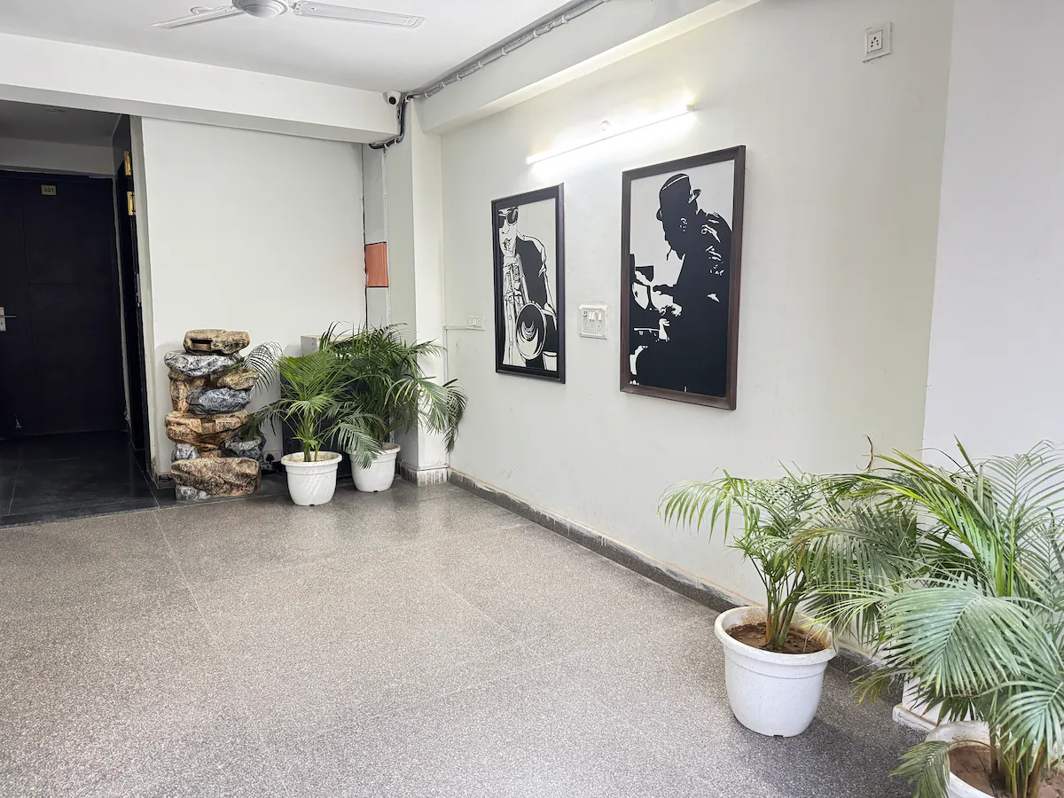 (500) Luxury Studio Golf Course Gurgaon