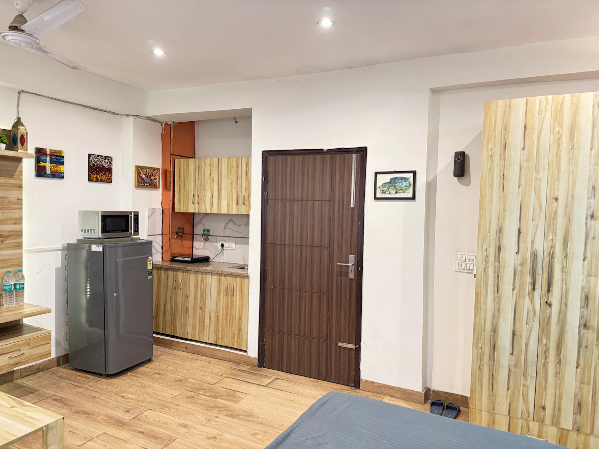 (500) Luxury Studio Golf Course Gurgaon