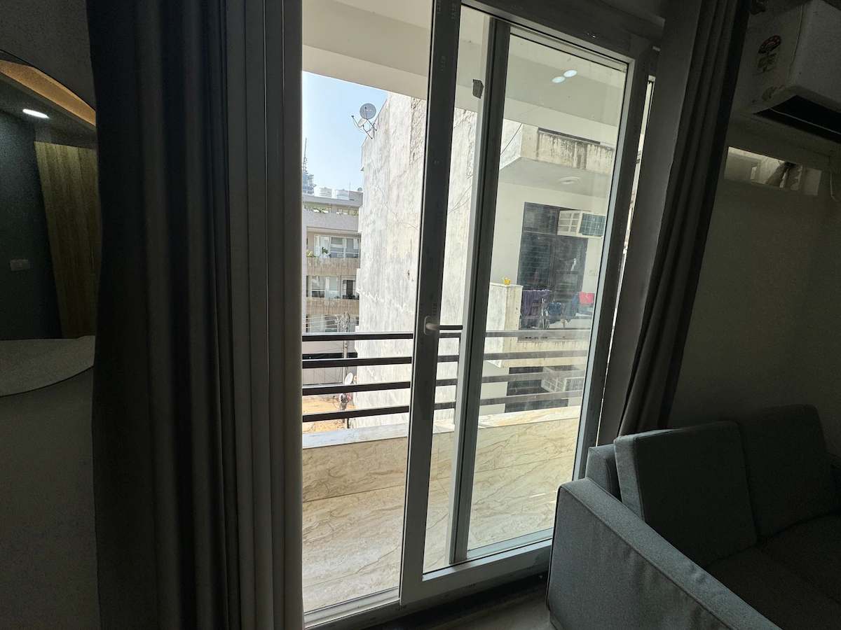 (500) Luxury Studio Golf Course Gurgaon