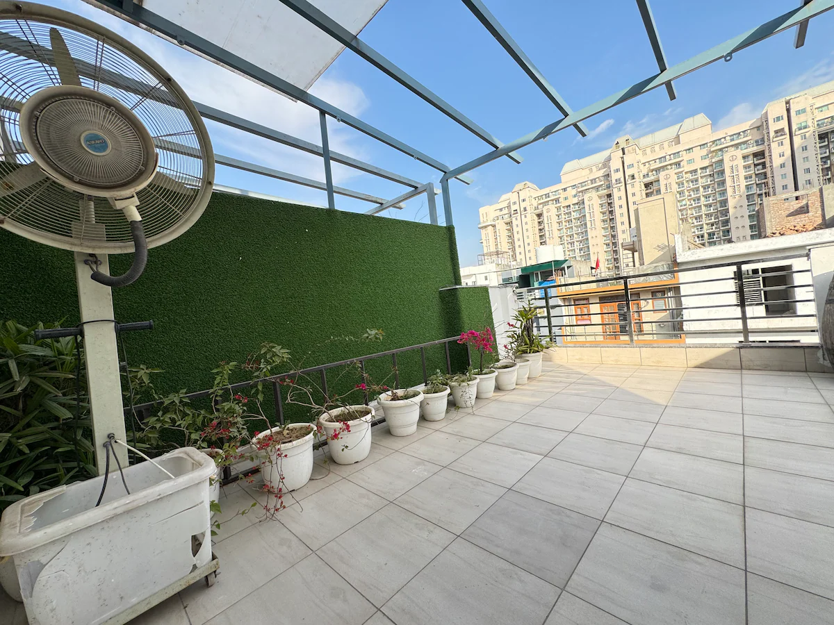 (500) Luxury Studio Golf Course Gurgaon