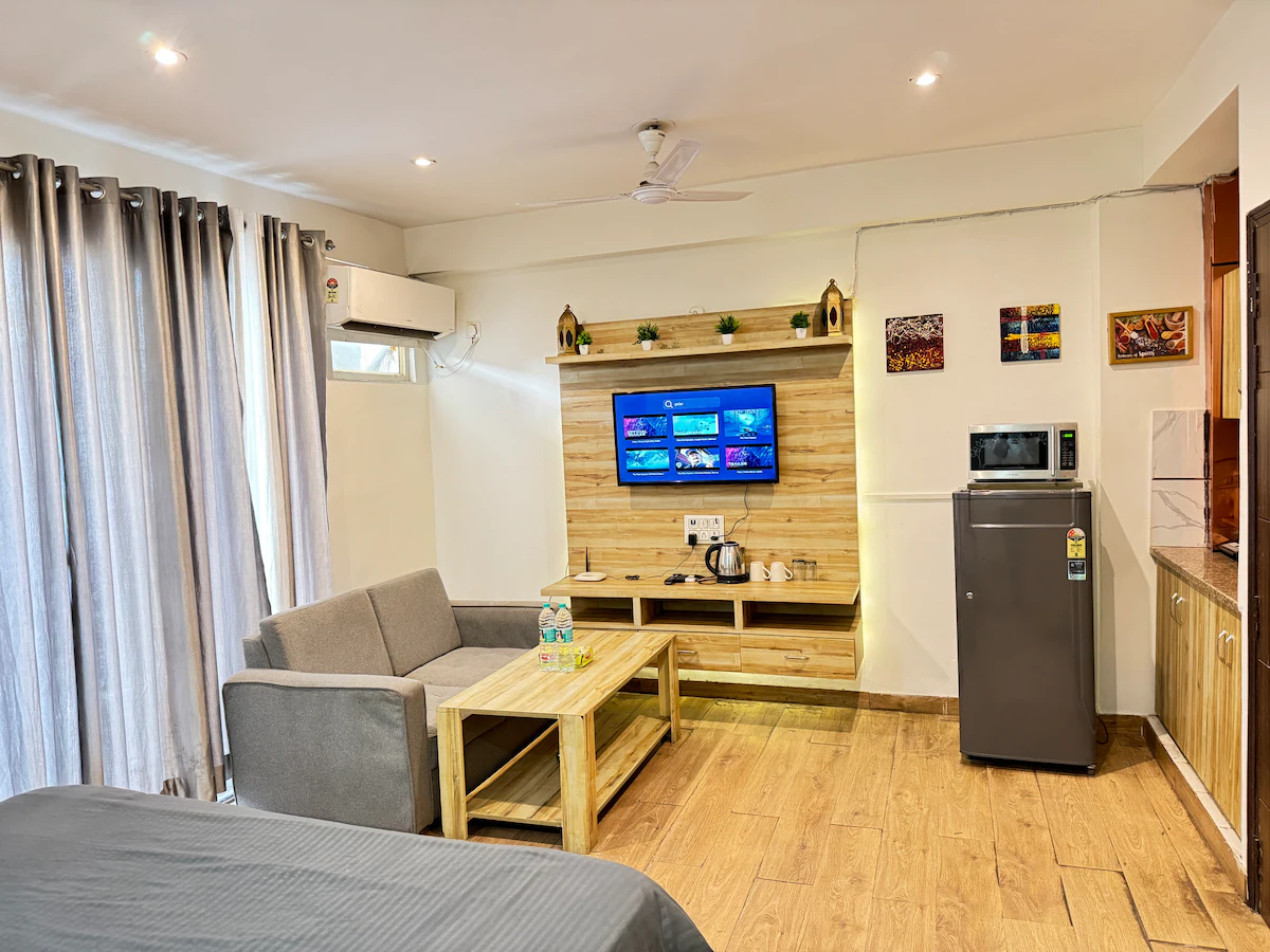 (500) Luxury Studio Golf Course Gurgaon