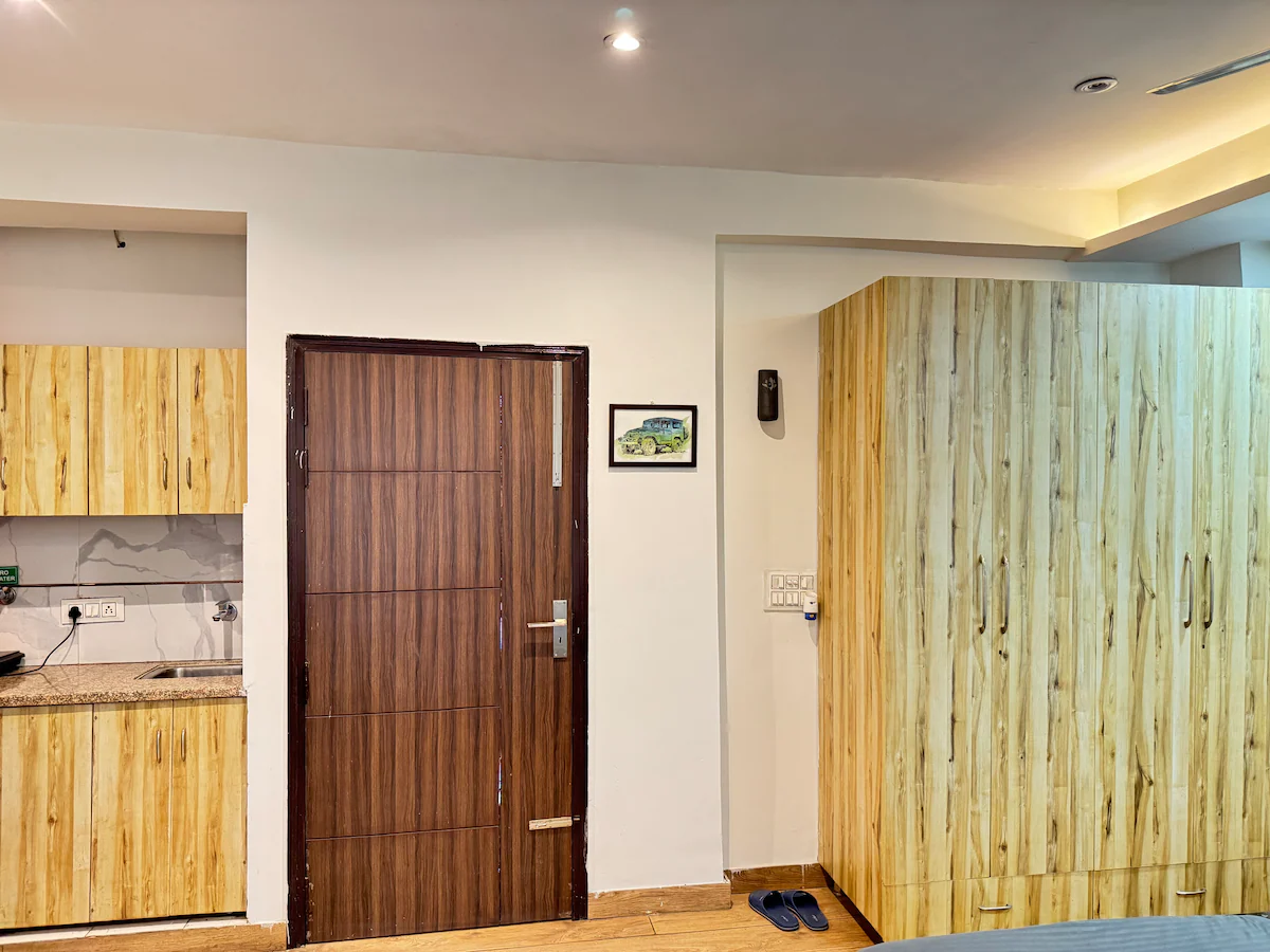 (500) Luxury Studio Golf Course Gurgaon
