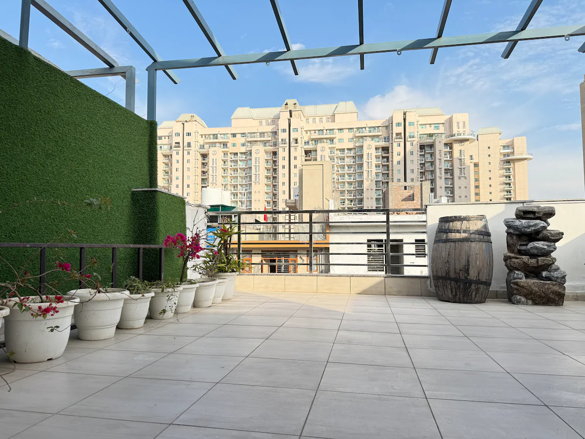 (500) Luxury Studio Golf Course Gurgaon