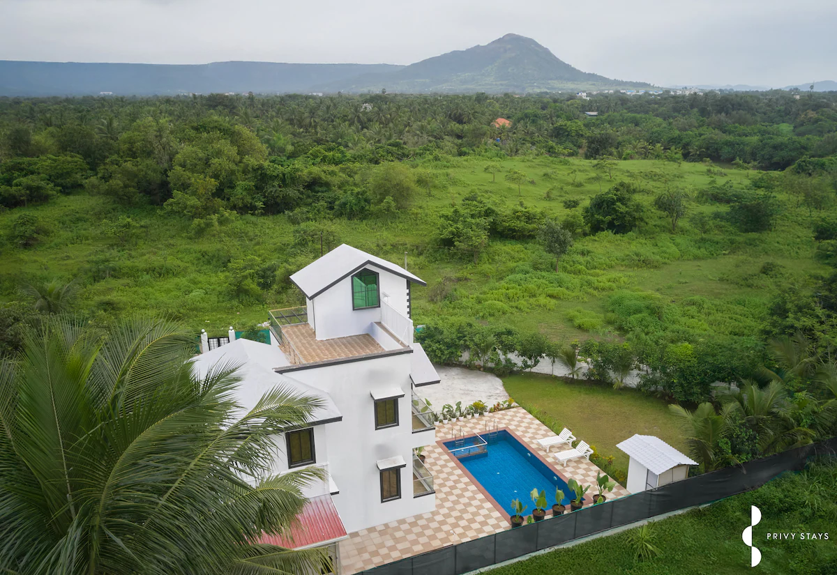 Cavo Villa Alibaug