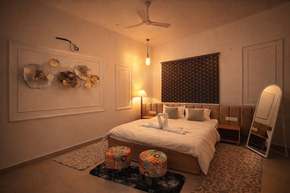 BS2 Farmhouse Delhi