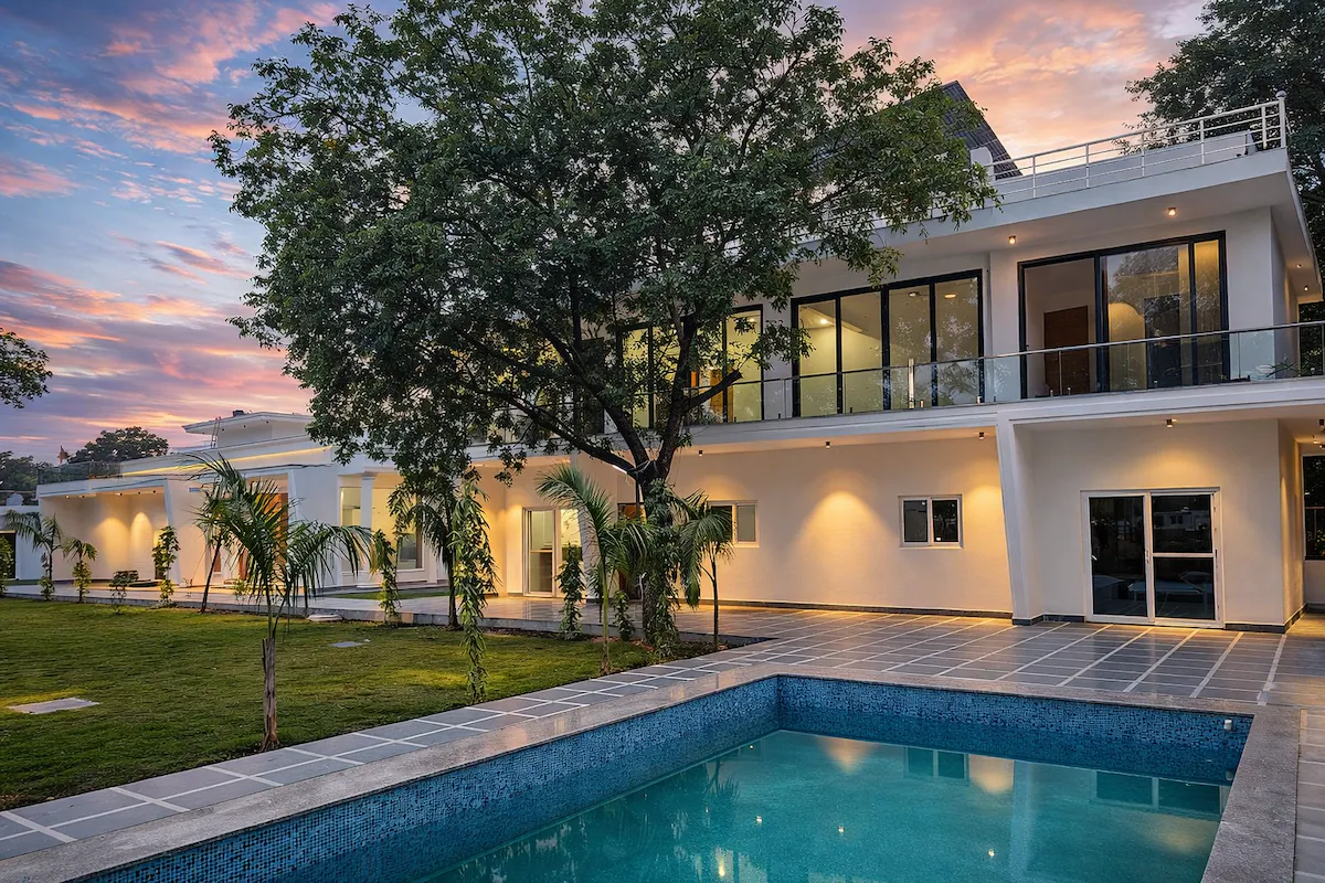 BS2 Farmhouse Delhi